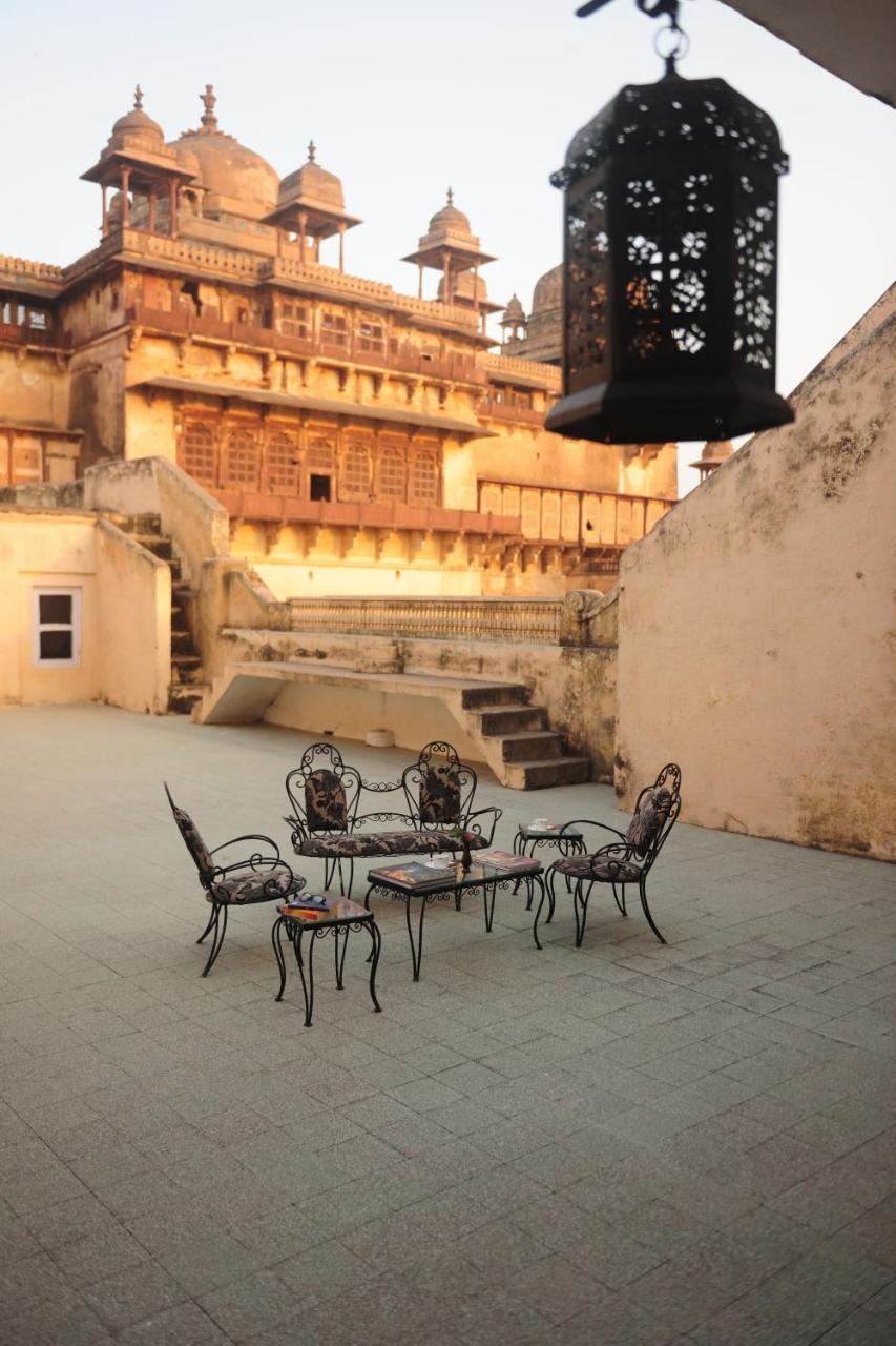 Mpt Sheesh Mahal, Orchha Hotel Exterior photo